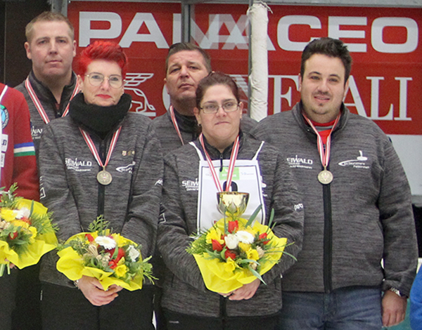 tl_files/BOEE/Pressereferent Dateien/Eisstocksport Winter 2019 2020/200118 OEM Mixed und Jug U19 Villach/18.1.20_OEM Mixed_Platz 3_EK DT FKirchen_600pxbr.jpg