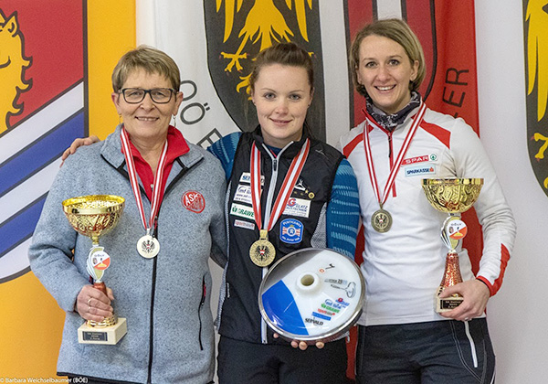 tl_files/BOEE/Pressereferent Dateien/Eisstocksport Winter 2019 2020/200126 SM ZIEL Marchtrenk Damenbewerbe/DAMEN SM 2020_Ziel_ 600 px Simone_Viktoria_.jpg