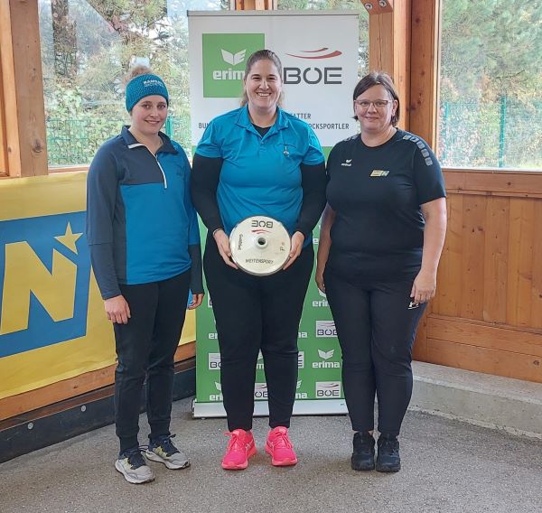 tl_files/aaa_Galerien/001_BILDER/9985 Eisstocksport 2021 2022/10.2.22 Vorschau WM 2022/Final Four Oberwart 22/Ziel OEM 2. Tag 2022 Klagenfurt/OECUP 2022 Winklarn/BOEE HP 600 px Damen2.jpg