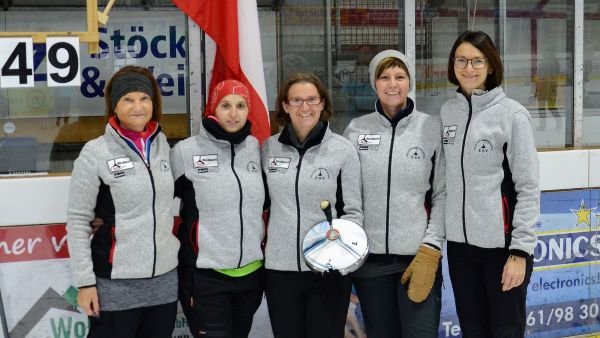 tl_files/aaa_Galerien/001_BILDER/9985 Eisstocksport 2021 2022/19.11.21 EUROPACUP DAMEN Peiting/HP Neustift Innermanzing.jpg