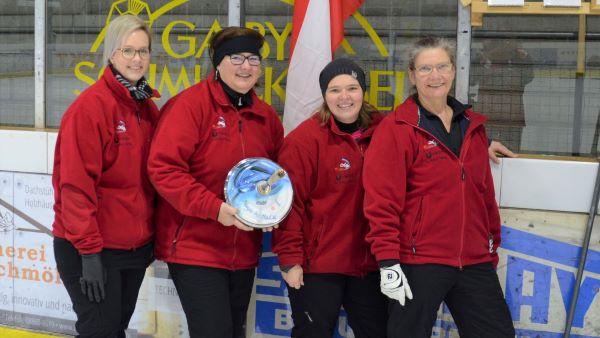tl_files/aaa_Galerien/001_BILDER/9985 Eisstocksport 2021 2022/19.11.21 EUROPACUP DAMEN Peiting/HP St Peter am Wimberg.jpg