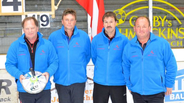 tl_files/aaa_Galerien/001_BILDER/9985 Eisstocksport 2021 2022/29.11.21 EUROPACUP HERREN Peiting/Jimmy Wien_Team EC21_HP600px.jpg