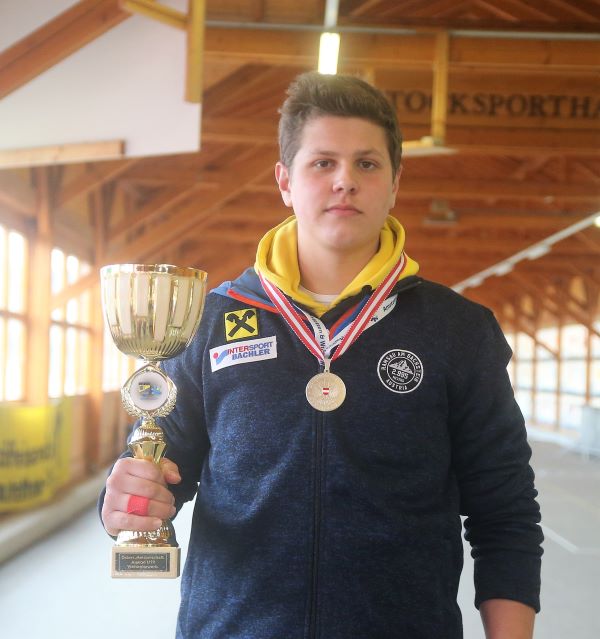 tl_files/aaa_Galerien/001_BILDER/9988_Bilder Winter 2021/31 01 21 WWB SM 2021 Winklarn/JUG U19 pl 2 Andreas Knaus 600px.jpg
