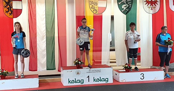 tl_files/aaa_Galerien/001_BILDER/9989_Sommer 2020/13.9.20 Damenbewerbe Ziel OeM Klagenfurt/130920_OEM Ziel DAMEN Podium 600px.jpg