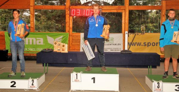 tl_files/aaa_Galerien/001_BILDER/9989_Sommer 2020/3.10.20 OEM WWB Winklarn Stocksport/Jugend U19 siegerehr 600 px.jpg