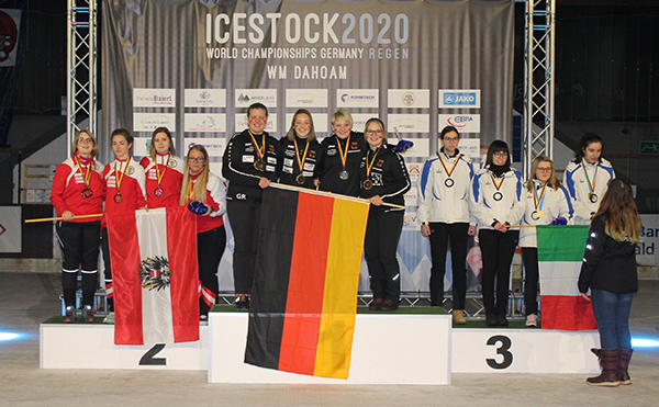 tl_files/aaa_Galerien/001_BILDER/9990 WM Regen 2020/2020 03 03 56. Jugend EM U16 U19/Junioren U23 Fotos/WM U23 w zielteam Platz 2 600 px.jpg