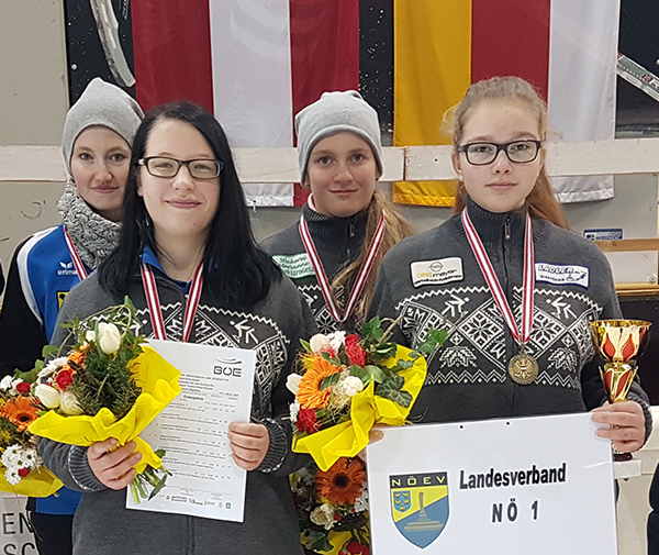 tl_files/aaa_Galerien/001_BILDER/9991_Bilder Eisstocksport 2020/200208 OEM U14 WJ U19 in Klagenfurt/8.2.20_OEM WJUGU19 Platz 3 LV NOE_Klagenfurt.jpg