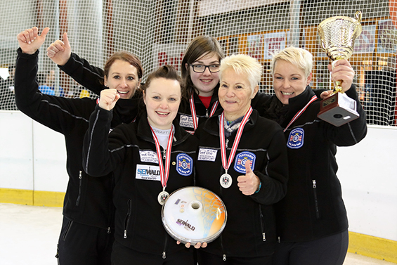 tl_files/aaa_Galerien/001_BILDER/9999 EISSTOCKSPORT 2015_16/SM Da + HE/SM DA_2. Riegersberg_web.jpg