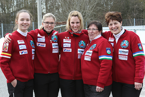 tl_files/aaa_Galerien/001_BILDER/9999 EISSTOCKSPORT 2015_16/SM Da + HE/SM DA_4. Rottendorf.JPG